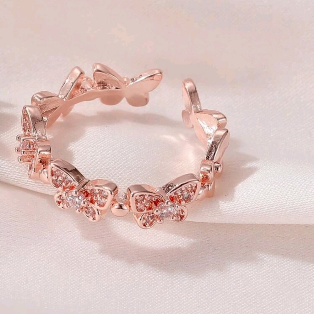 """""^^^SOLD^^^"""""Butterfly Design Ring Size # 6 1/2